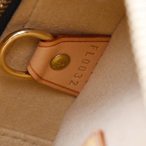 Louis Vuitton Monogram Cite GM Handbag - Picture 15 of 15